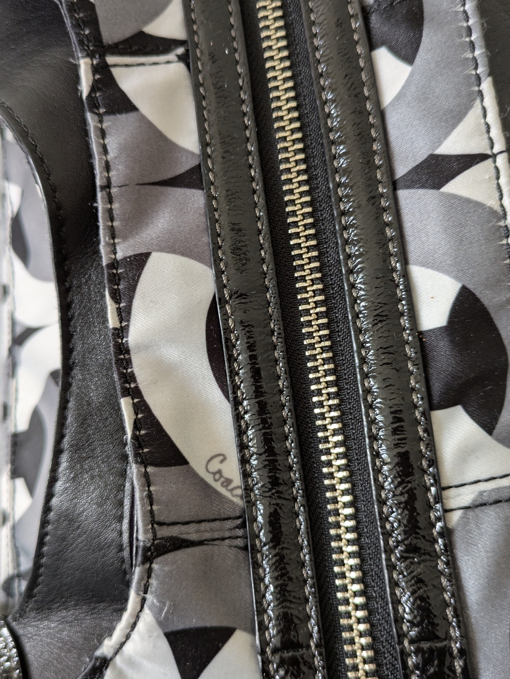 Coach Bag - Picture 10 of 16